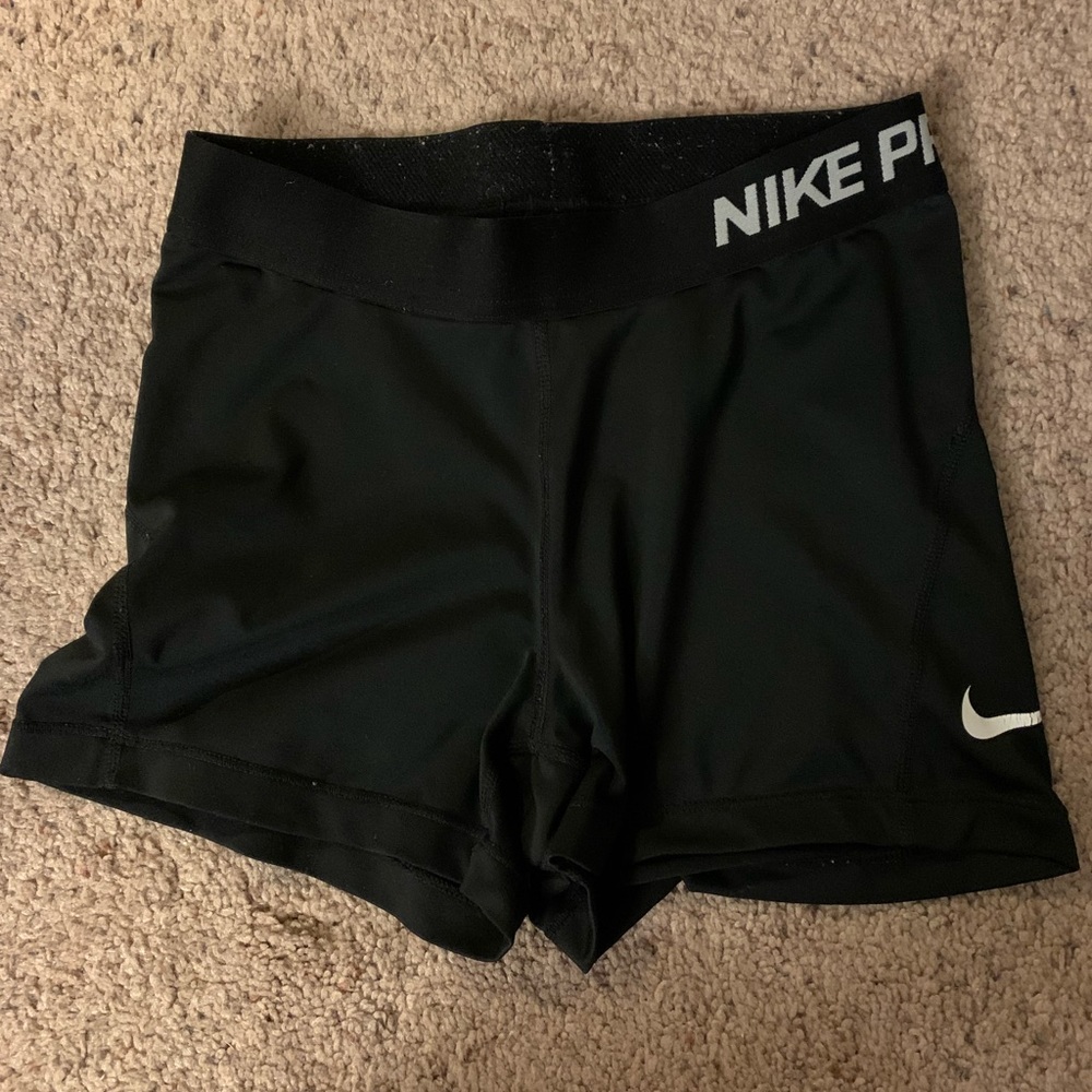 Black Nike Pro shorts 3” inseam